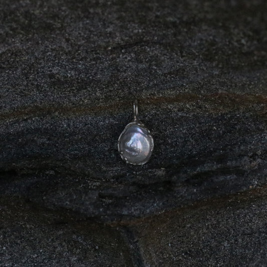 Pearly Pendant