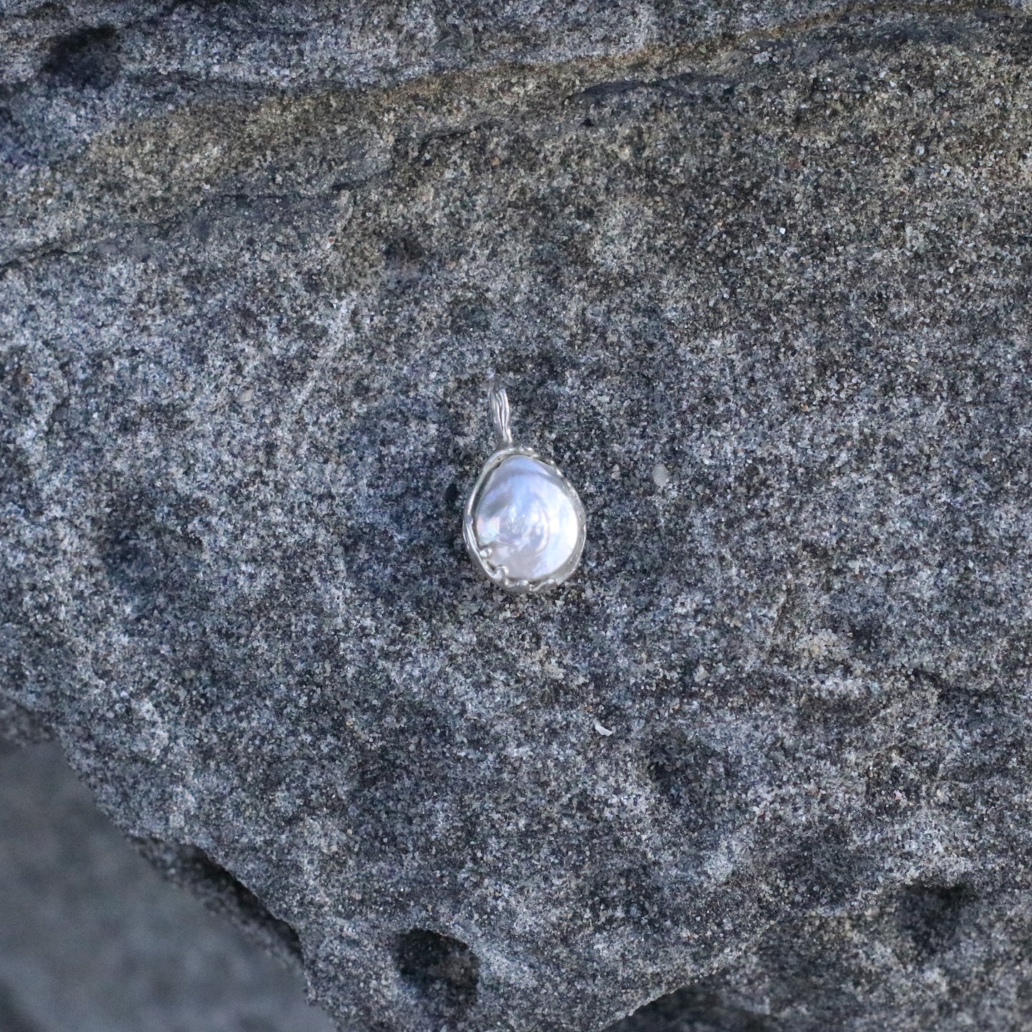 Pearly Pendant
